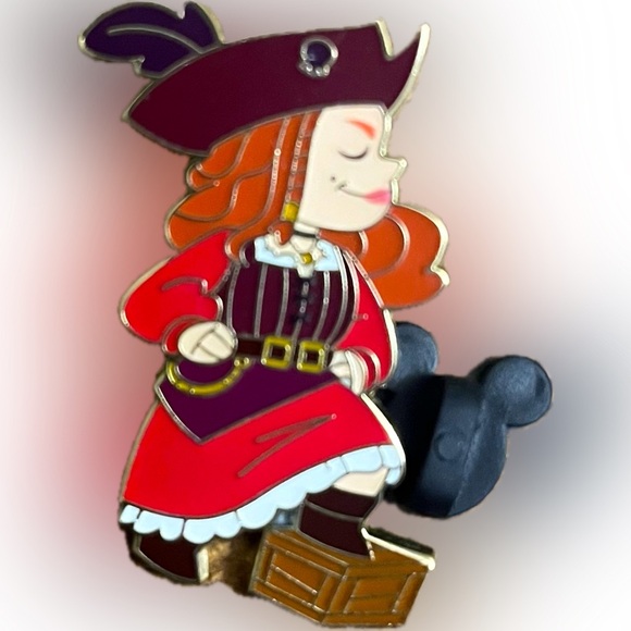 Disney Jewelry - Disney Trading Pin Redhead from Pirates of the Caribbean